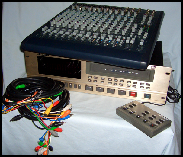 LX20 - 20-bit Digital Audio Recorder (ADAT)